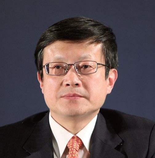 股票配资在线导航 连平：2025年宏观政策怎么走，政府工作报告十大看点解读